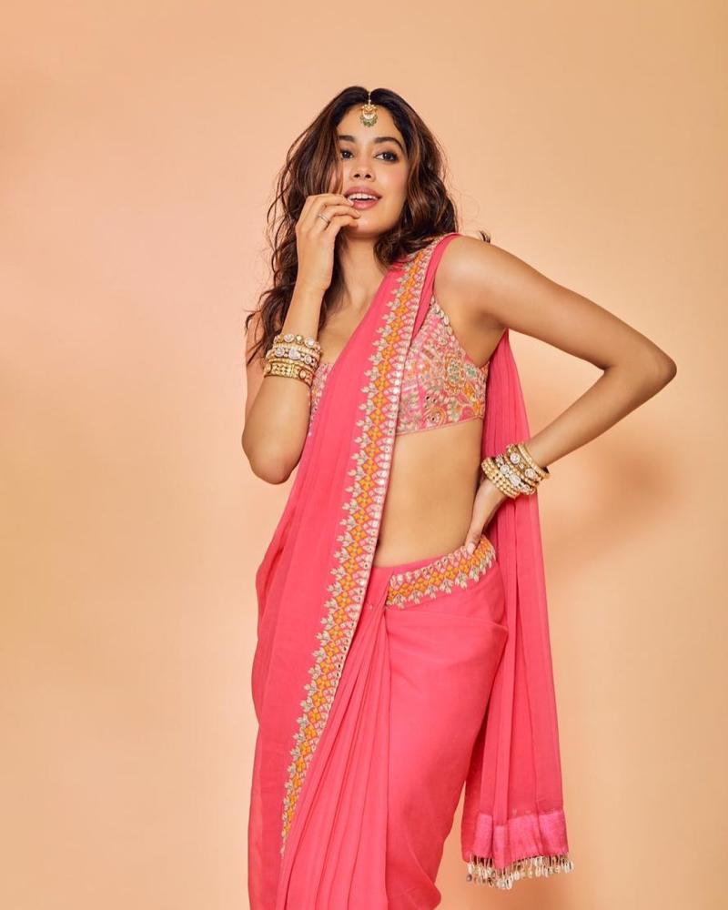 janhvi-kapoor-new-look-photos